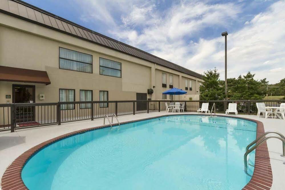 Days Inn By Wyndham Forrest City Eksteriør bilde